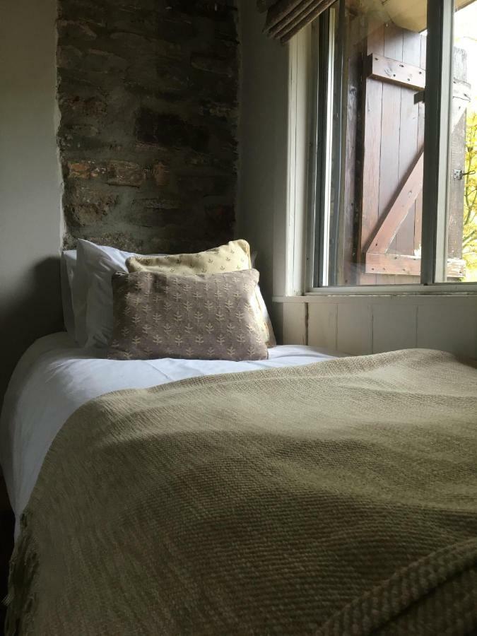 Fenny Castle Vineyard Cottage Wookey Eksteriør bilde